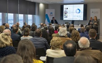 La Torre Sevilla acoge un encuentro de accionistas de CaixaBank