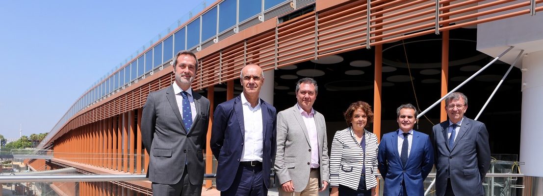 El Alcalde de Sevilla visita el Centro Comercial TORRE SEVILLA