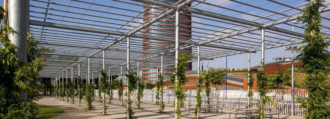 El entorno de TORRE SEVILLA contará con una nueva pérgola junto al Parque Magallanes