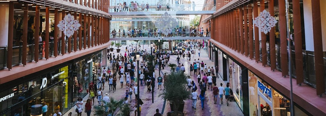 El Teatro de la Maestranza saca su patio de butacas al Centro Comercial TORRE SEVILLA