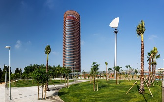 Torre Sevilla se une a la Noche en Blanco 2019 con una ruta urbana por el Parque Magallanes 