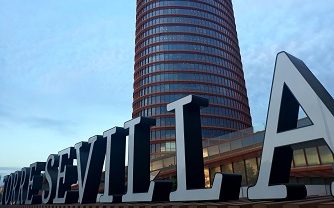 El Centro Comercial TORRE SEVILLA y la Asociación Marco Luna celebran la Semana de la Leucemia 