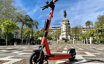 TORRE SEVILLA y Voi Technology celebran la Semana de la Movilidad con un evento de seguridad centrado en los patinetes      